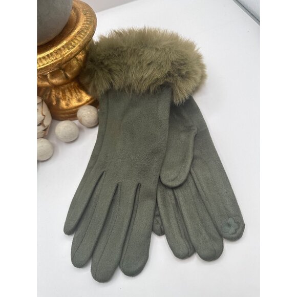 2/$30 Touchscreen Winter Gloves Olive Green Mink Faux Fur Wrist Surround - Picture 3 of 5